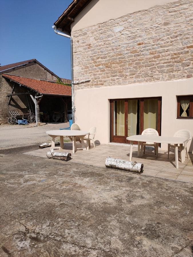 La Ferme Du Grand Faubourg Bed & Breakfast Pont-de-Vaux Exterior foto